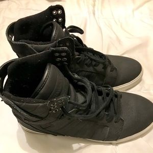 Supra high tops (black)
